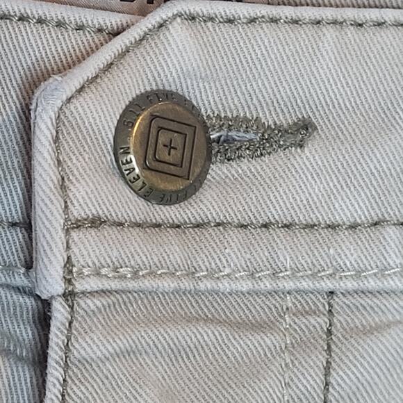 5.11 Tactical Mens 32x30 Khaki Tan Beige Work Utility Pants Pockets Casual - Picture 6 of 12